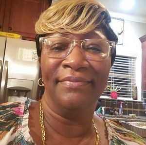 Meet your Posher, Patricia